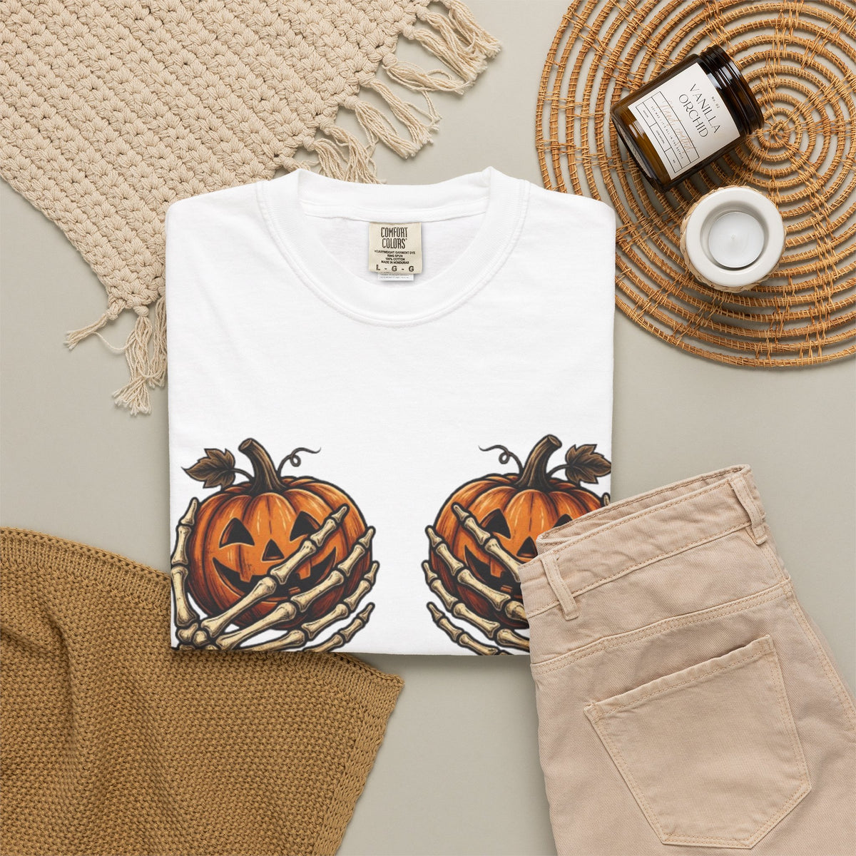 Pumpkin Heart Tee Skeleton Hands Holding Jack o Lanterns Halloween T Shirt