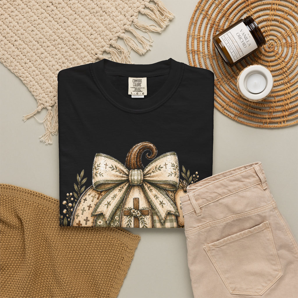Pumpkin Blessings Tee Rustic Autumn Pumpkin with Grateful Heart Design