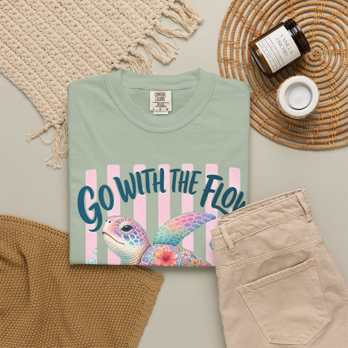 T-Shirt Go With The Flow Floral Sea Turtle Graphic Tee