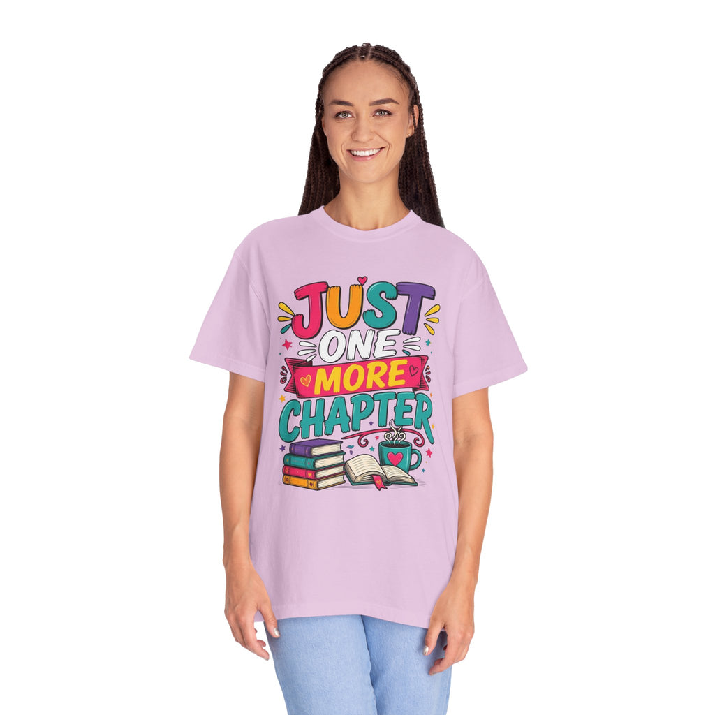 T-Shirt  Just One More Chapter Book Lover Graphic Tee