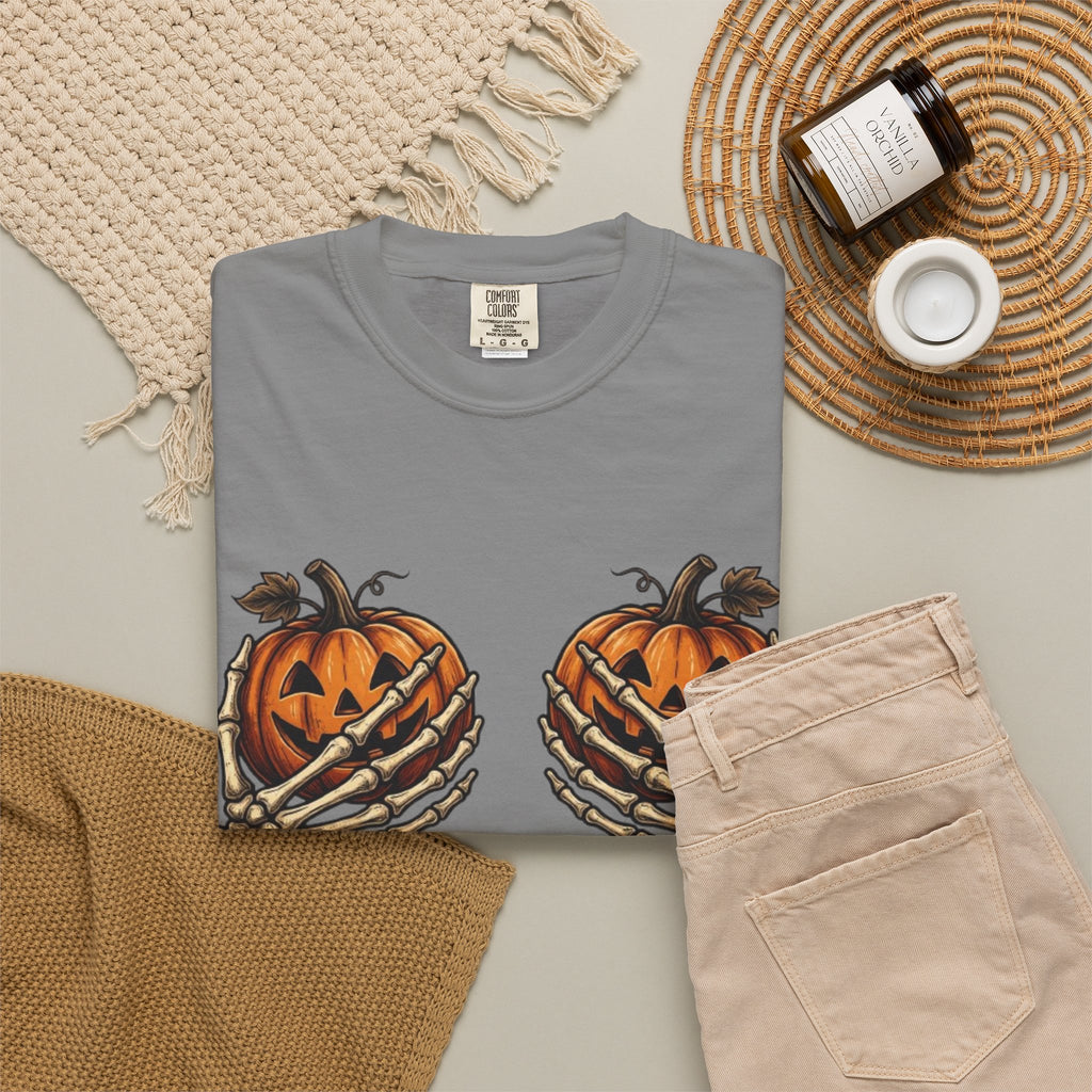 Pumpkin Heart Tee Skeleton Hands Holding Jack o Lanterns Halloween T Shirt