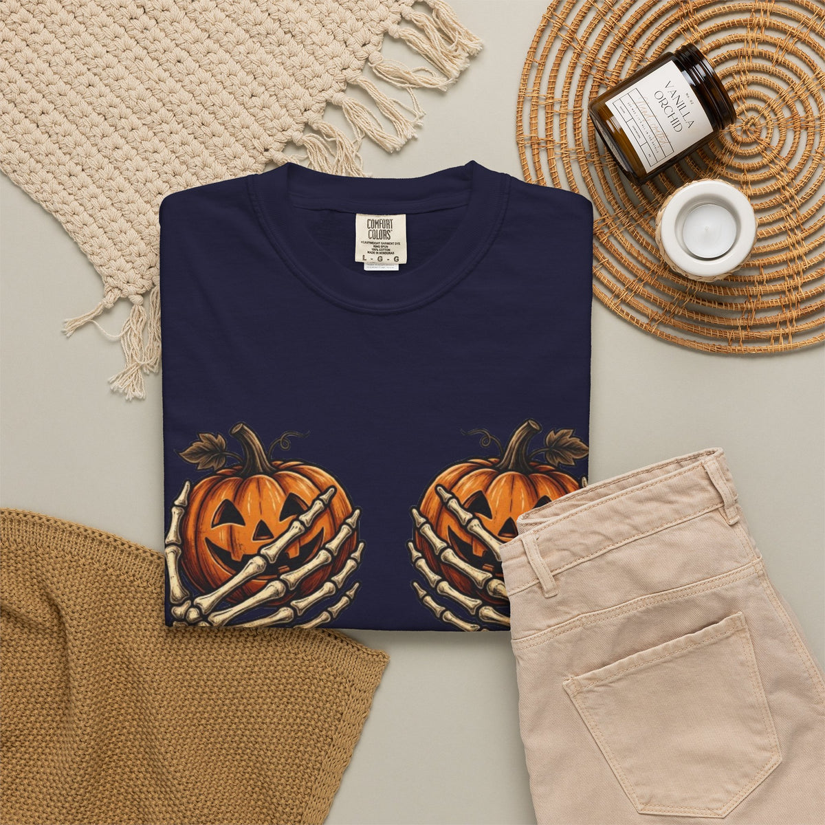 Pumpkin Heart Tee Skeleton Hands Holding Jack o Lanterns Halloween T Shirt