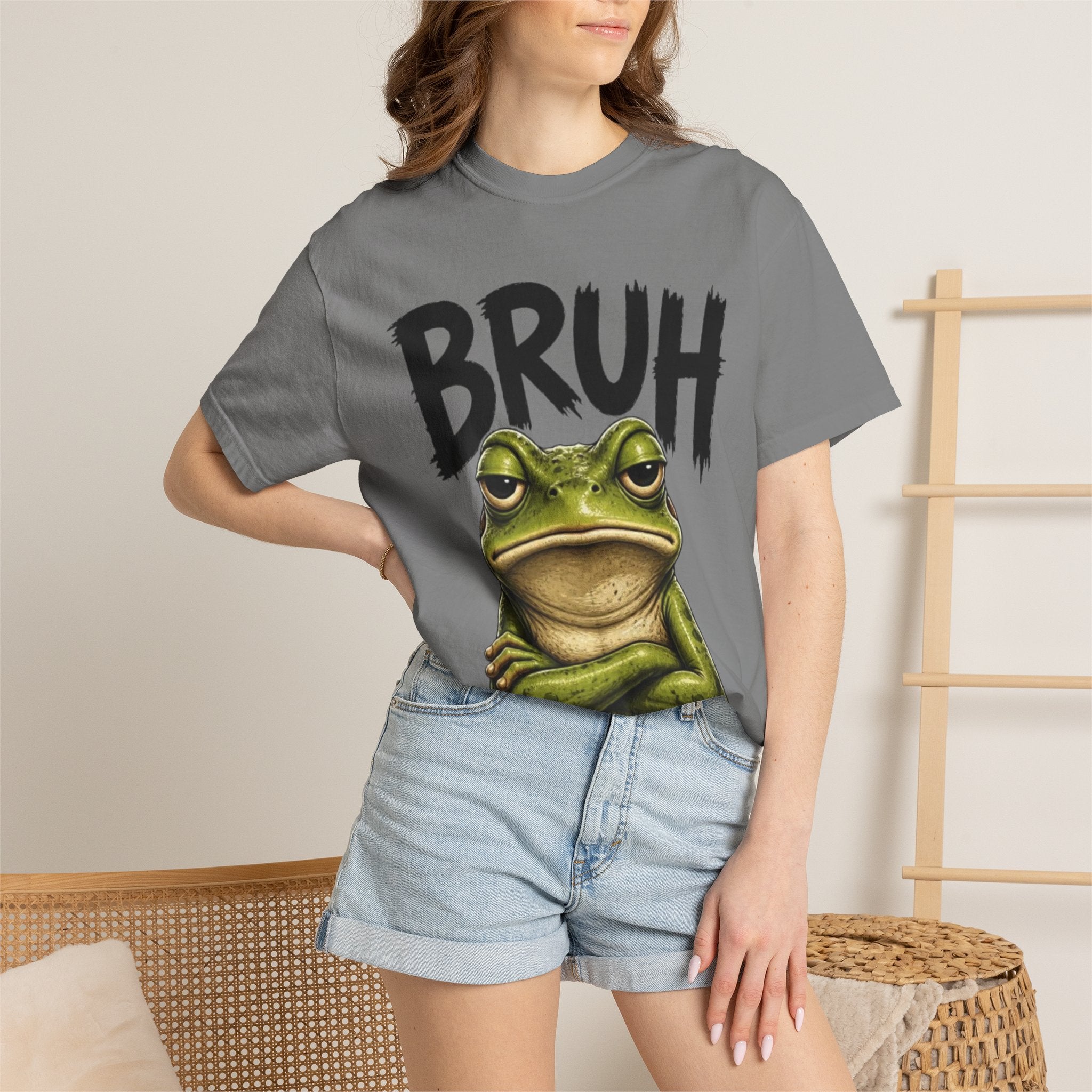 Bruh Frog T-Shirt Funny Grumpy Frog Graphic Tee
