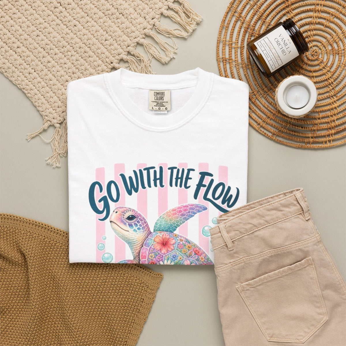 T-Shirt Go With The Flow Floral Sea Turtle Graphic Tee