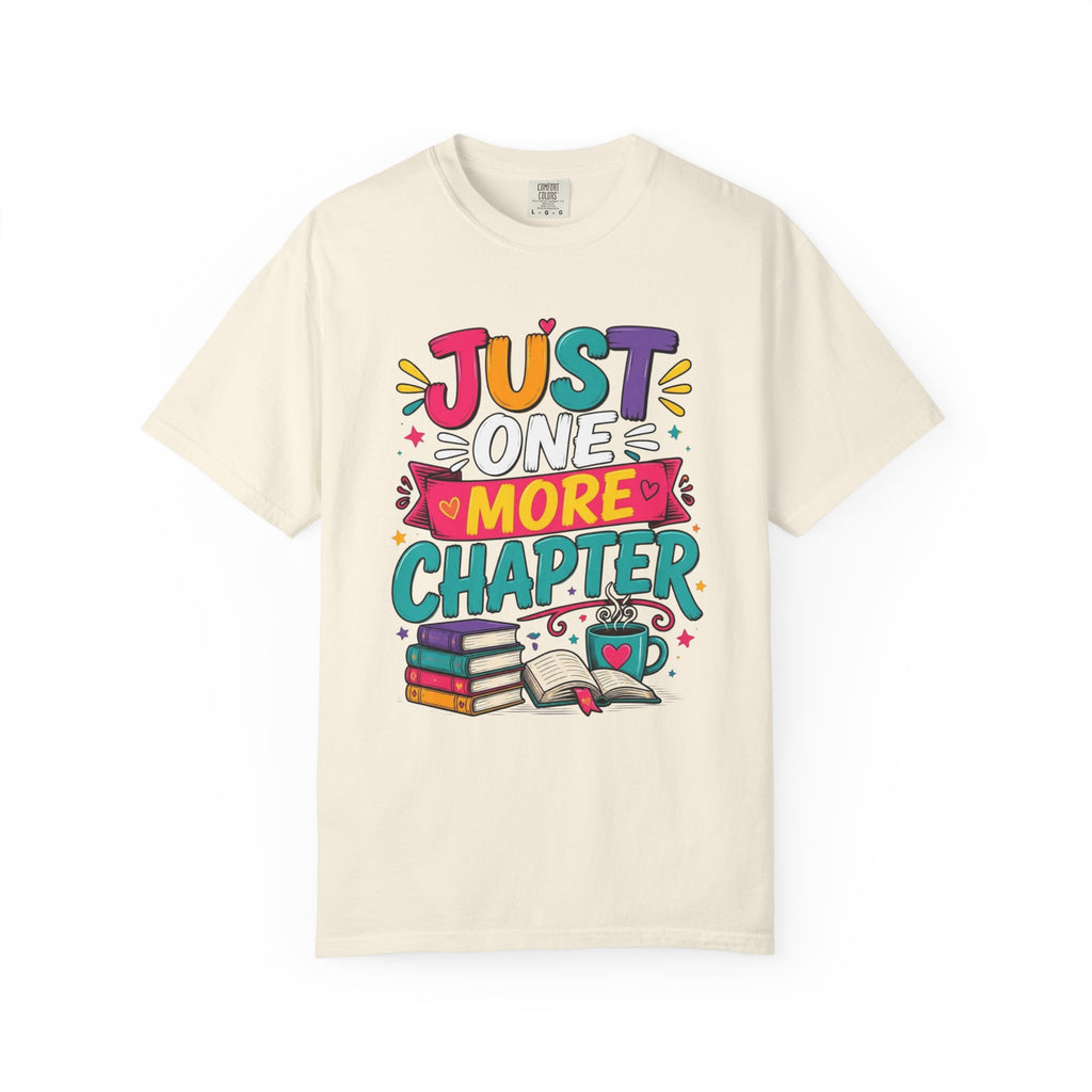 T-Shirt  Just One More Chapter Book Lover Graphic Tee