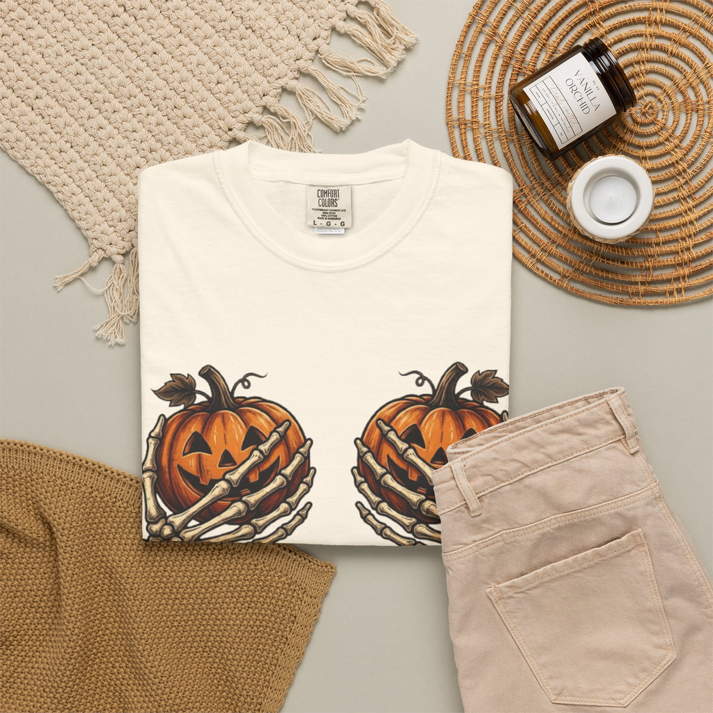Pumpkin Heart Tee Skeleton Hands Holding Jack o Lanterns Halloween T Shirt