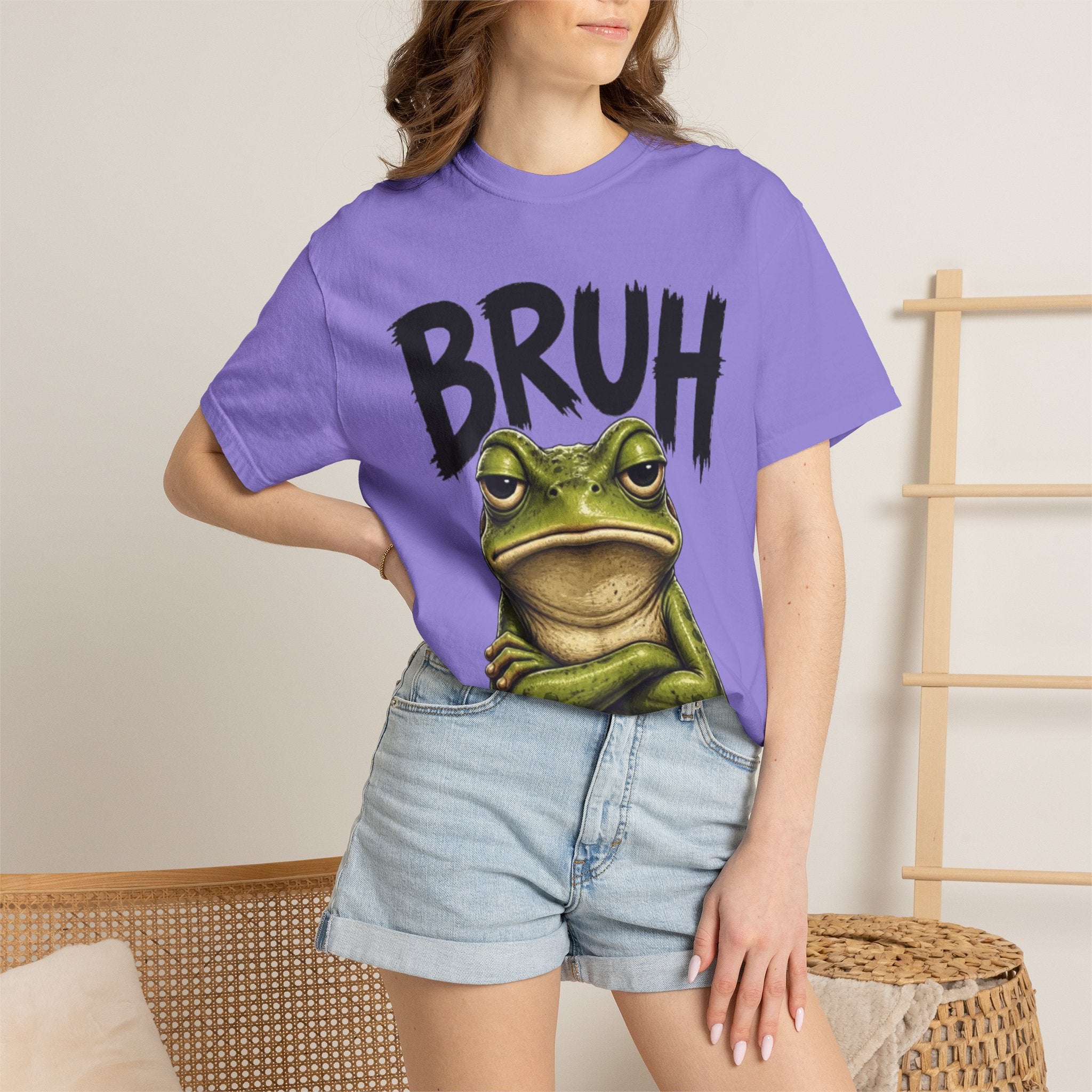 Bruh Frog T-Shirt Funny Grumpy Frog Graphic Tee