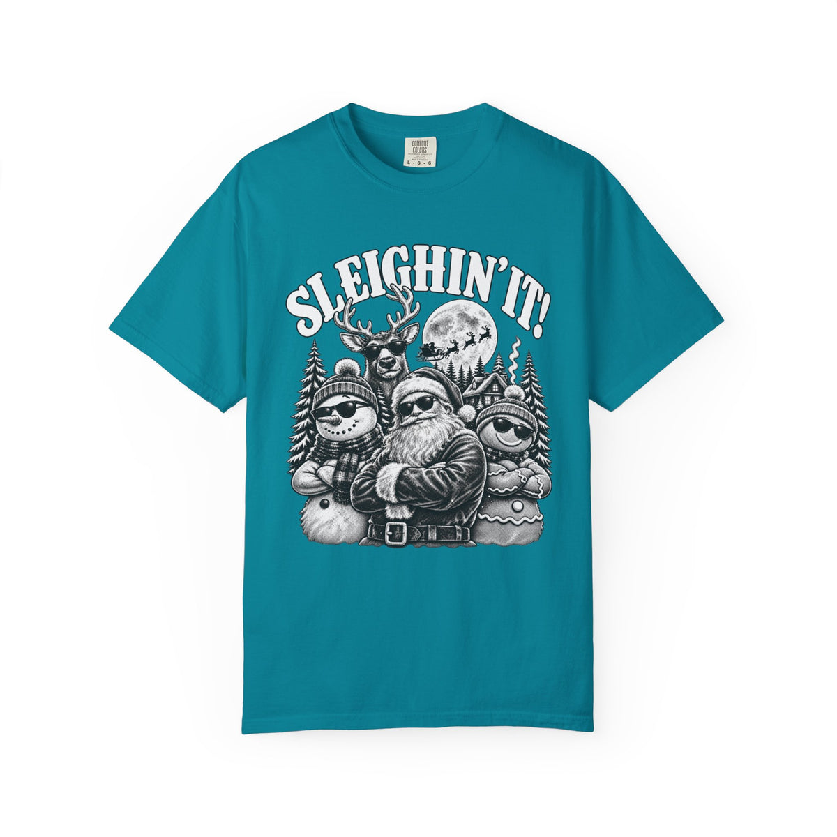Sleighin It Funny Christmas Shirt, Vintage Santa Graphic Tee, Retro Christmas T-Shirt, Funny Holiday Shirt, Christmas Gift for Men Women