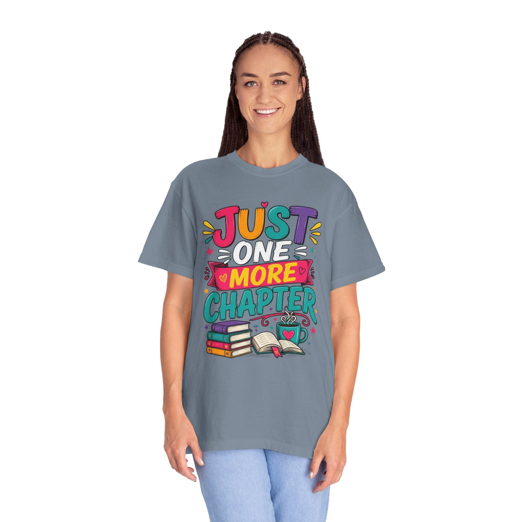 T-Shirt  Just One More Chapter Book Lover Graphic Tee