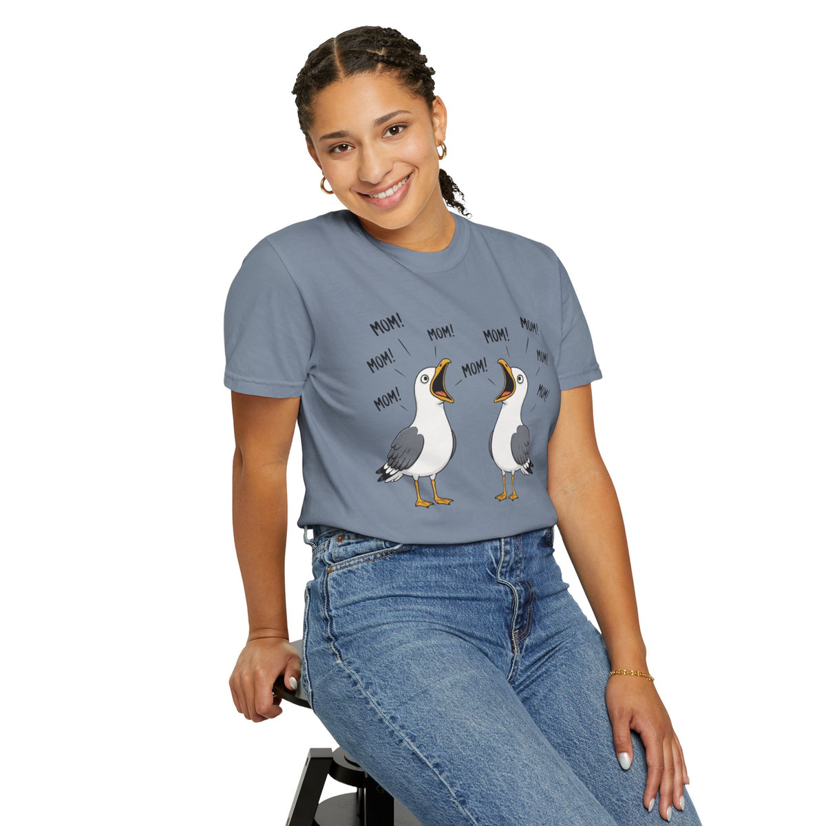Seagull 'Mom!' Graphic T-Shirt