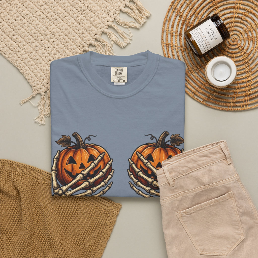 Pumpkin Heart Tee Skeleton Hands Holding Jack o Lanterns Halloween T Shirt