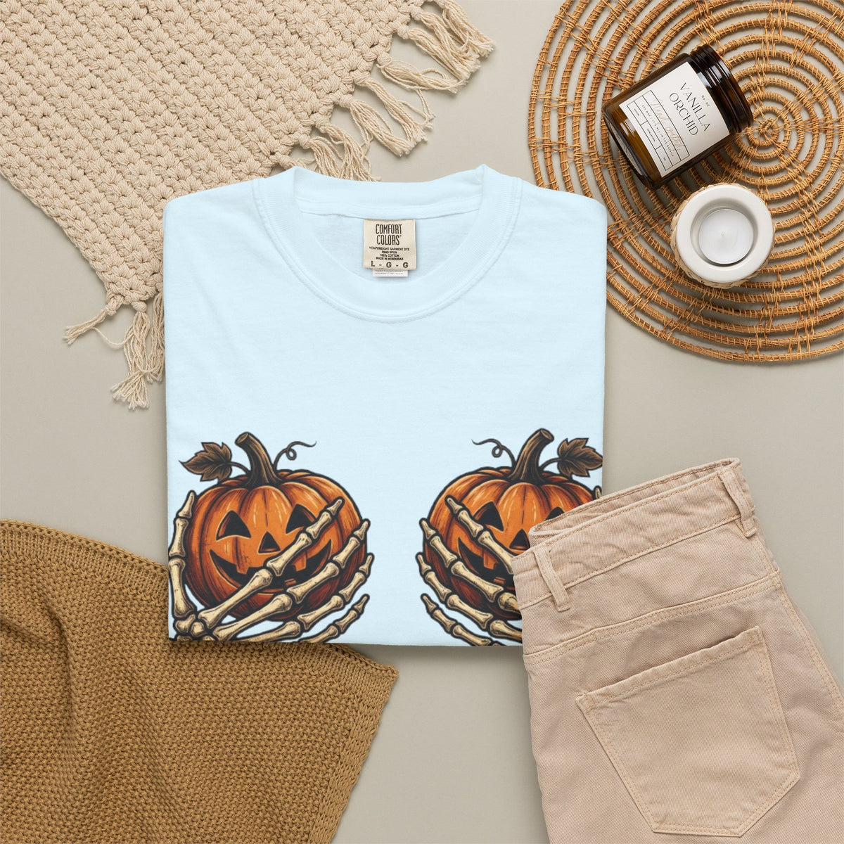 Pumpkin Heart Tee Skeleton Hands Holding Jack o Lanterns Halloween T Shirt